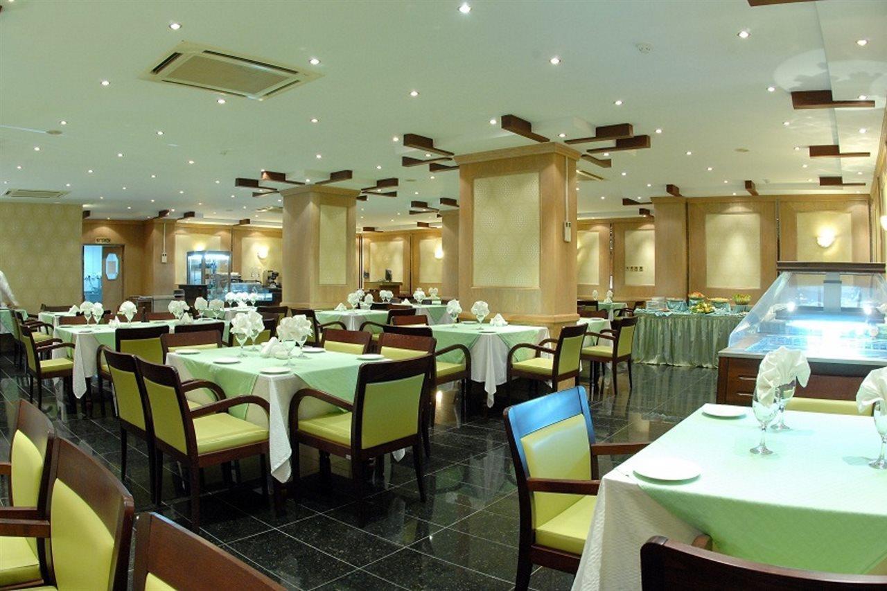 Al Muntazah Plaza Hotel Ντόχα Εξωτερικό φωτογραφία